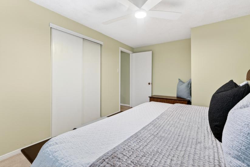 Property listing for 103 Turnbull Rd., Dundas, ON