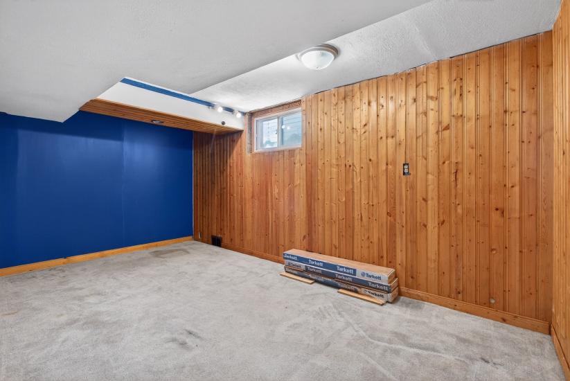 Property listing for 663 Tate Ave., Hamilton, ON