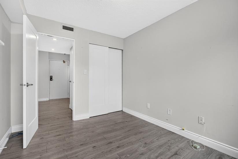 Property listing for #1106-120 Duke St., Hamilton, ON