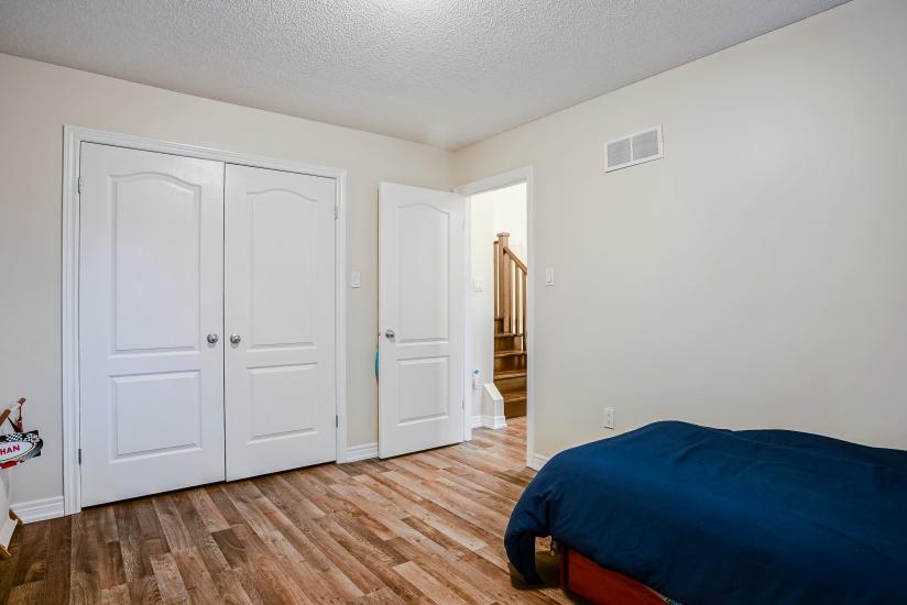 Property listing for 104 Myers Lane, Ancaster, ON