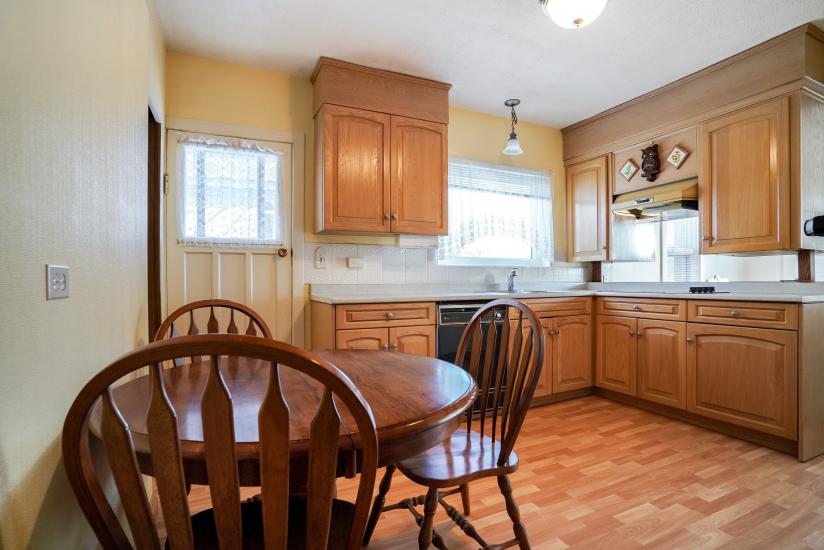 Property listing for 14 Durham Rd., Hamilton, ON