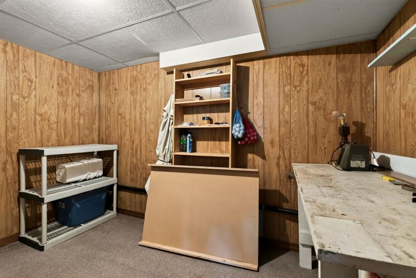 Property listing for 958 Highland Rd. E., Stoney Creek, ON