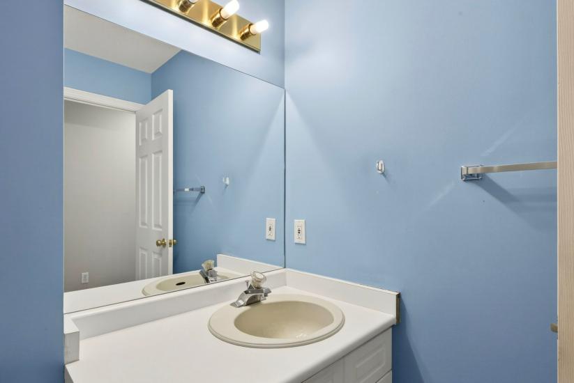 Property listing for #101-8 Main St., Dundas, ON