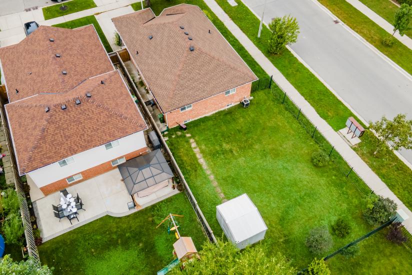 Property listing for 500 Jones Rd., Stoney Creek, ON