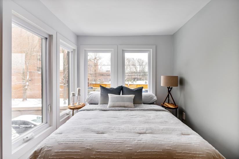 Property listing for 24 Norway Ave, Hamilton, ON