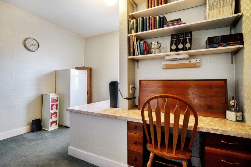 Property listing for 14 Durham Rd., Hamilton, ON