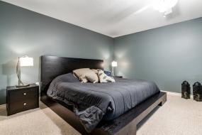 Property listing for 145 Lavender Dr., Ancaster, ON