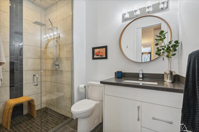 Property listing for #403-101 Locke St. S., Hamilton, ON