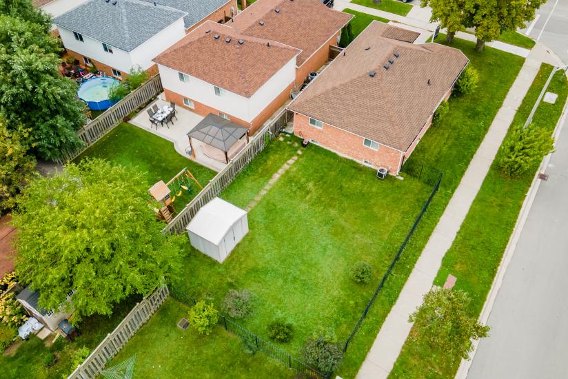 Property listing for 500 Jones Rd., Stoney Creek, ON