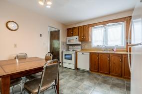 Property listing for 42 Beston Dr., Hamilton, Ontario