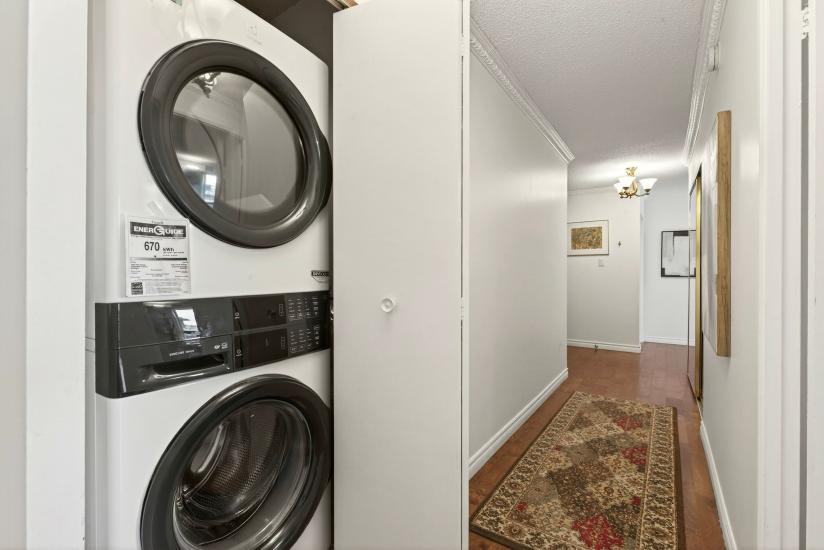 Property listing for #1003-222 Jackson St. W., Hamilton, ON
