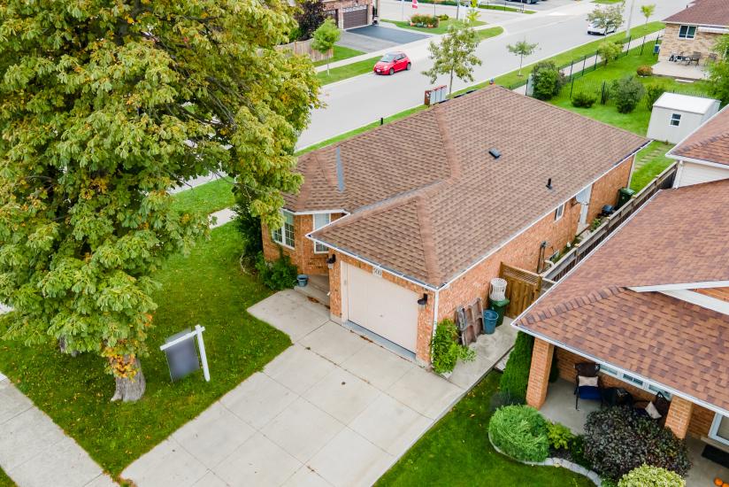 Property listing for 500 Jones Rd., Stoney Creek, ON