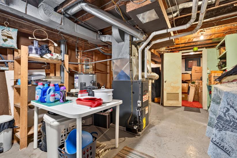 Property listing for 109 Linwood Ave., Port Colborne, ON
