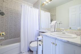 Property listing for #92-100 Beddoe Dr., Hamilton, Ontario