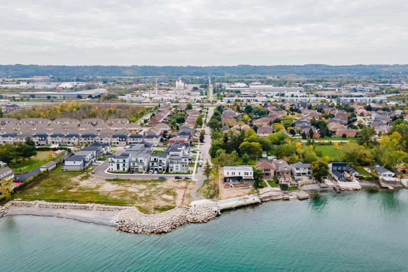 Property listing for 500 Jones Rd., Stoney Creek, ON