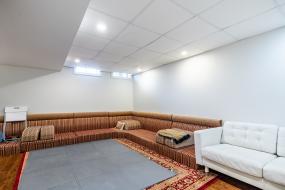 Property listing for #5-370 Stonehenge Dr., Ancaster, ON