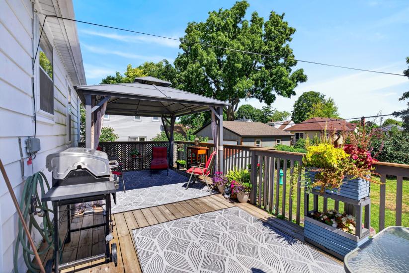 Property listing for 109 Linwood Ave., Port Colborne, ON