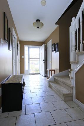 Property listing for 151 Rosebury Way, Hamilton, ON