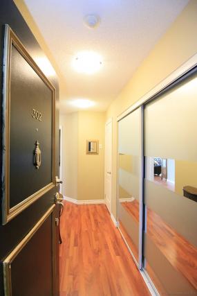 Property listing for #302-135 James St. S., Hamilton, ON