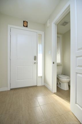 Property listing for 94 Bloom Cres., Hamilton, Ontario