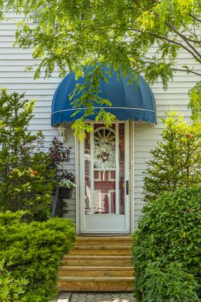 Property listing for 55 Chatham St., Hamilton, Ontario