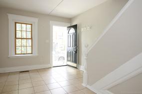 Property listing for 7.5 Madison Ave., Hamilton, Ontario