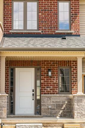 Property listing for 113 Dennis Dr., Smithville, ON