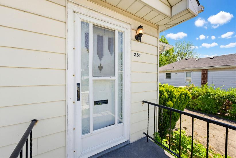 Property listing for 257 West 2nd St., Hamilton, ON