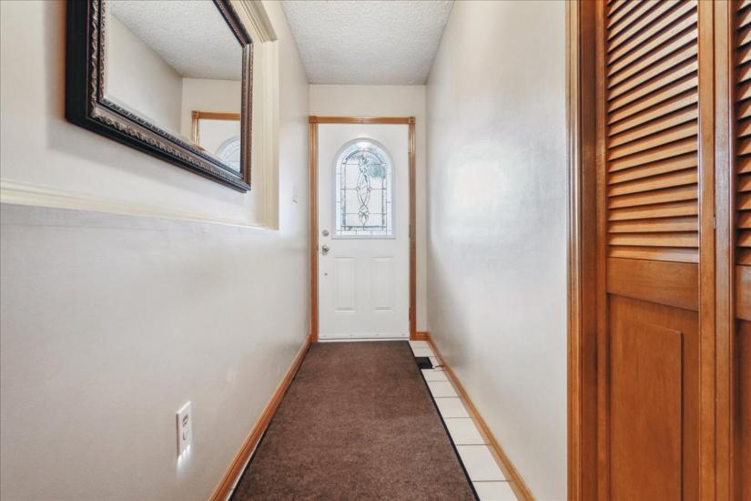 Property listing for 110 Glenashton Dr., Stoney Creek, ON