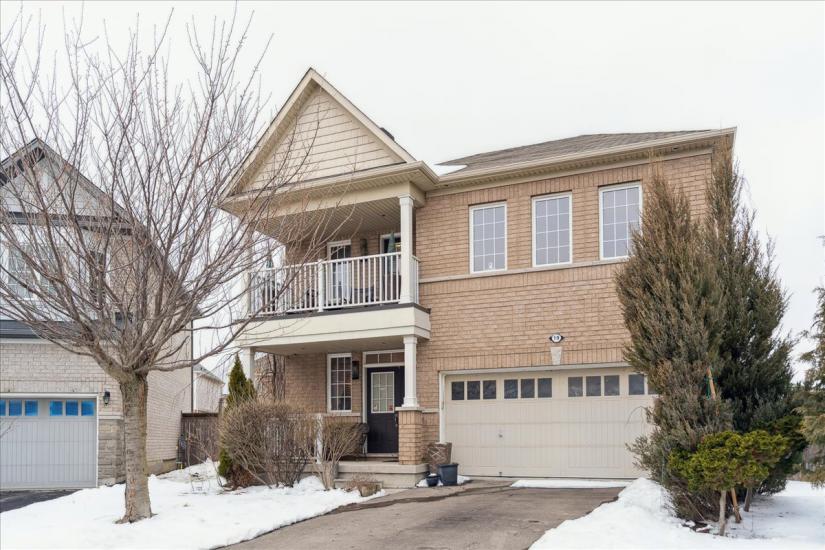 Property listing for 19 Deborah Crt., Hamilton, ON
