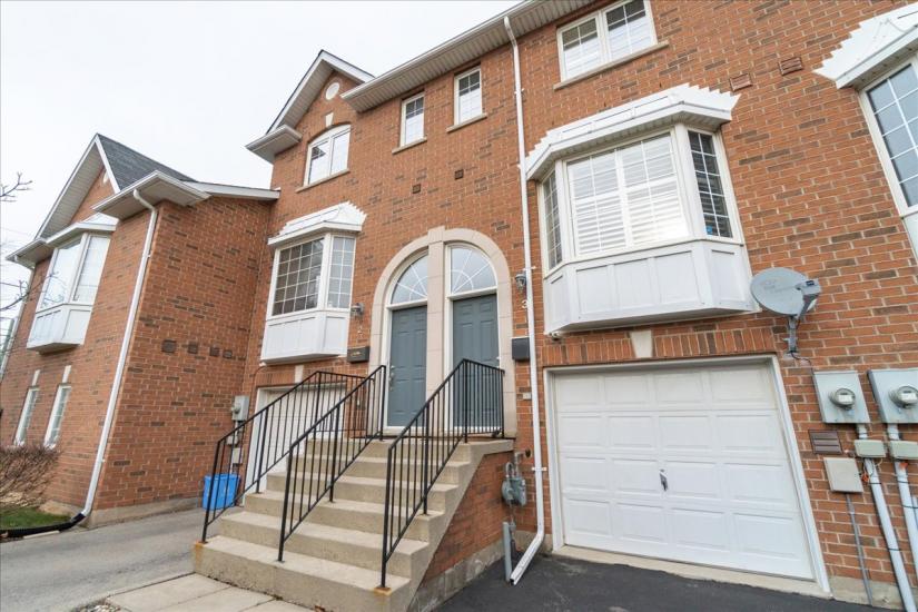 Property listing for #3-437 Highway 8, Stoney Creek, ON
