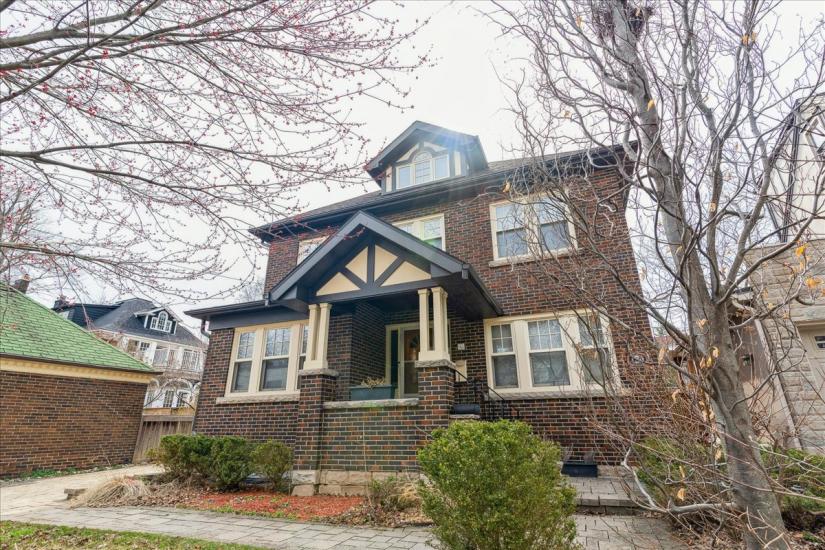 Property listing for 160 Dalewood Cres., Hamilton, ON