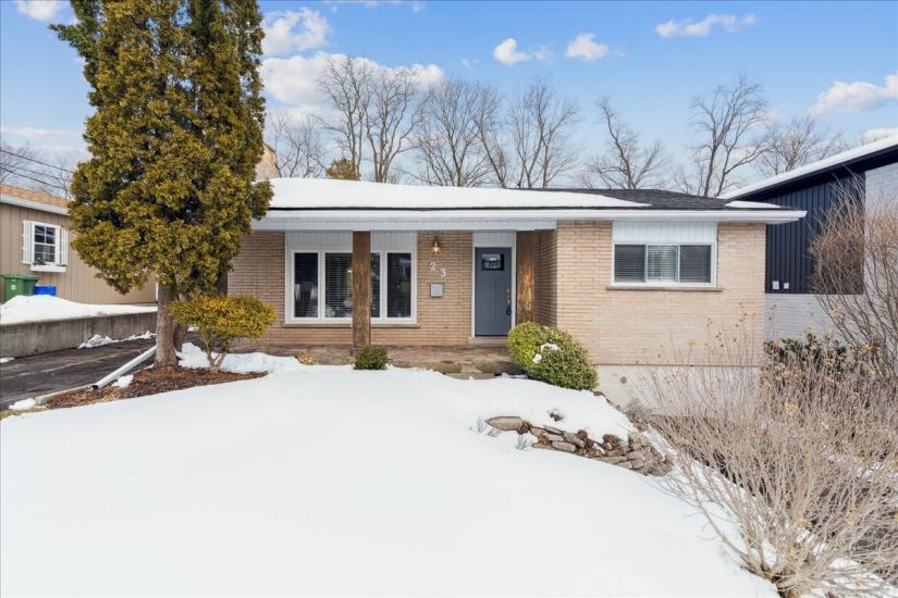 Property listing for 23 Lorne Ave., Hamilton, ON