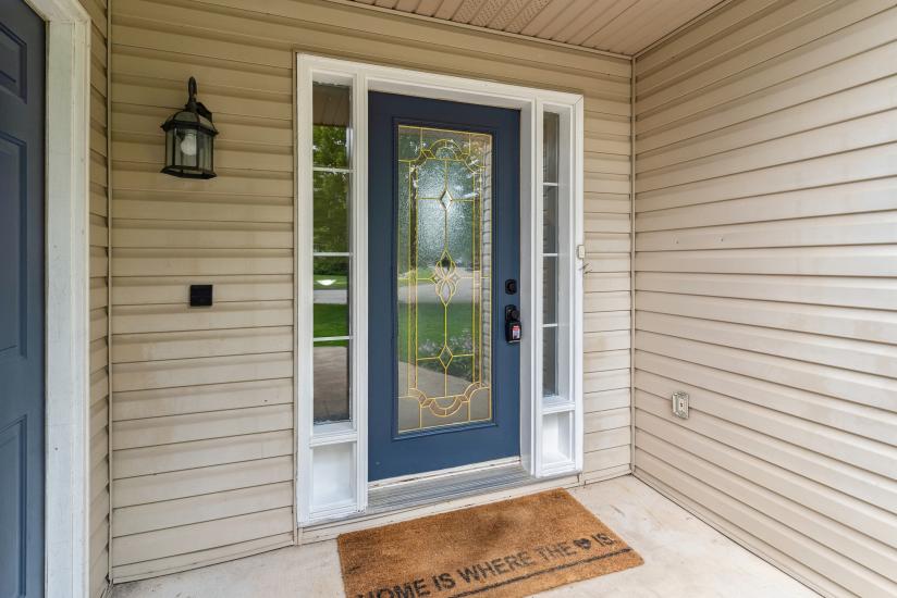Property listing for 11 Anderson Cres., Smithville, ON