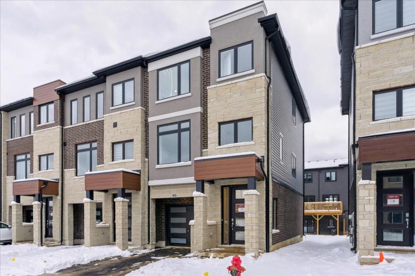 Property listing for 46 Capstone Lane, Hamilton, ON