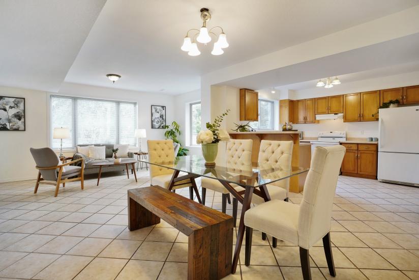 Property listing for 154 Hepburn Cres., Hamilton, ON