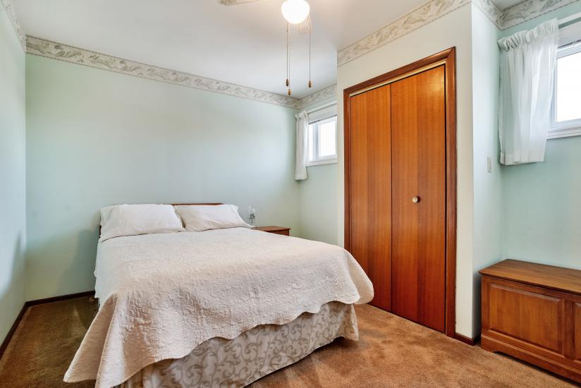 Property listing for 14 Durham Rd., Hamilton, ON