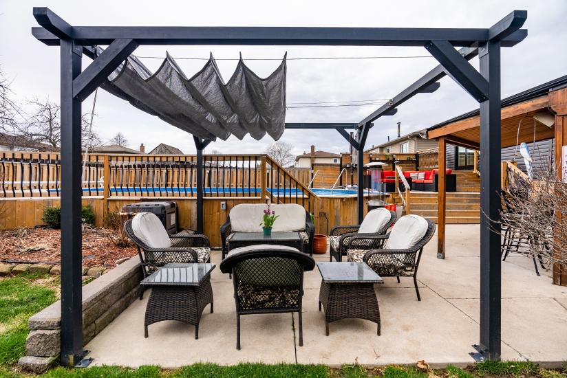 Property listing for 20 Ackland St., Hamilton, ON