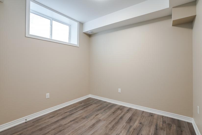 Property listing for #B-177 Rykert St., St. Catharines, ON