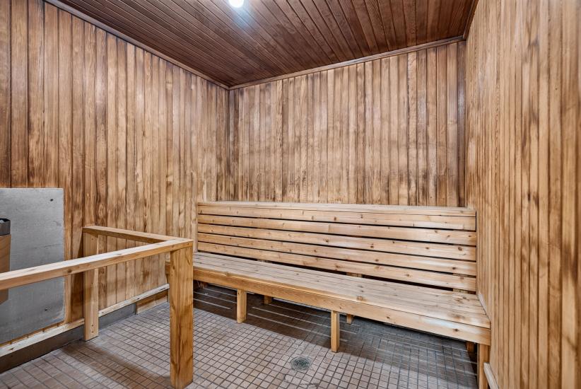 Property listing for #1106-120 Duke St., Hamilton, ON