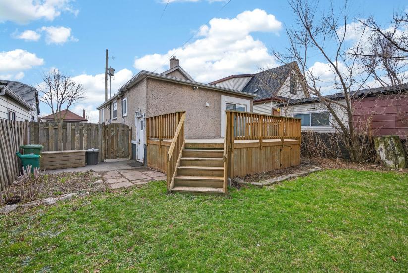 Property listing for 663 Tate Ave., Hamilton, ON