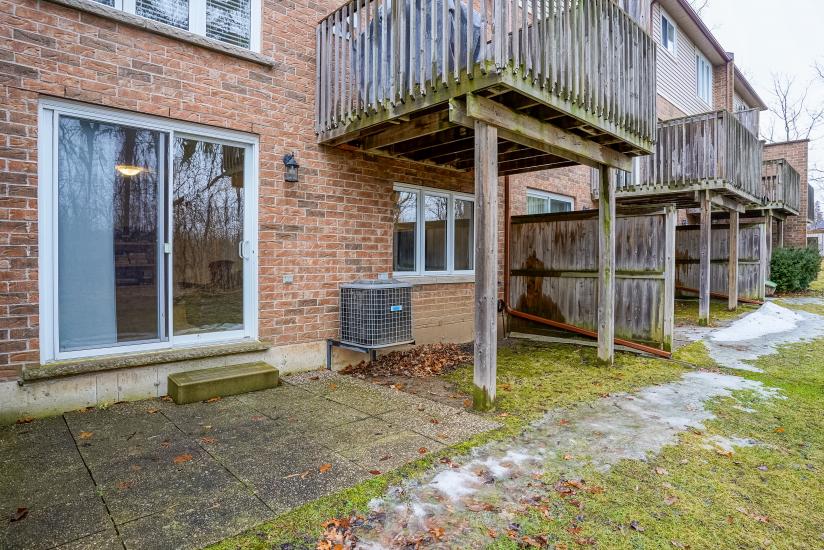 Property listing for 104 Myers Lane, Ancaster, ON