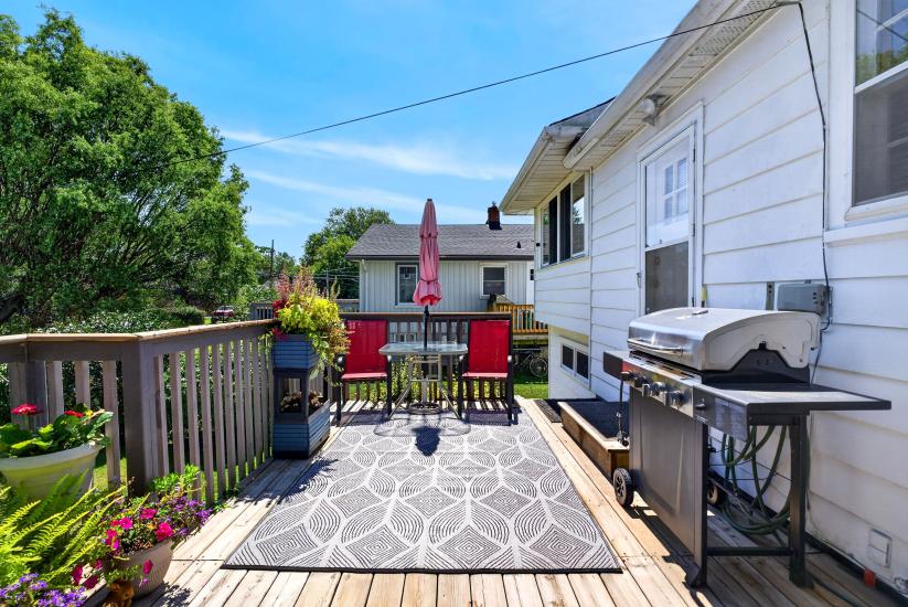 Property listing for 109 Linwood Ave., Port Colborne, ON