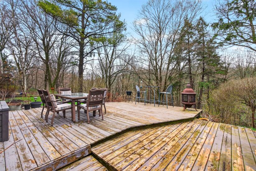 Property listing for 103 Turnbull Rd., Dundas, ON