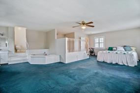 Property listing for 131 Bell Ave., Hamilton, Ontario