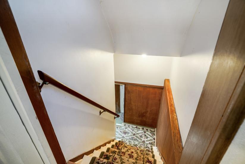 Property listing for 14 Durham Rd., Hamilton, ON