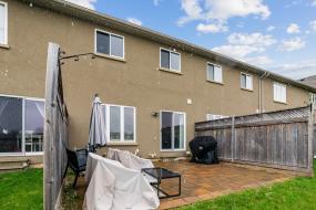Property listing for #5-370 Stonehenge Dr., Ancaster, ON