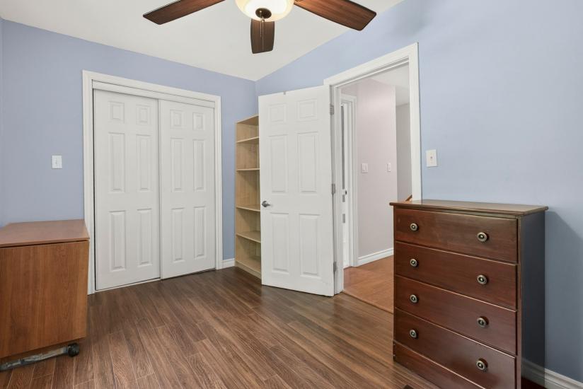 Property listing for 47 Witherspoon St., Dundas, ON