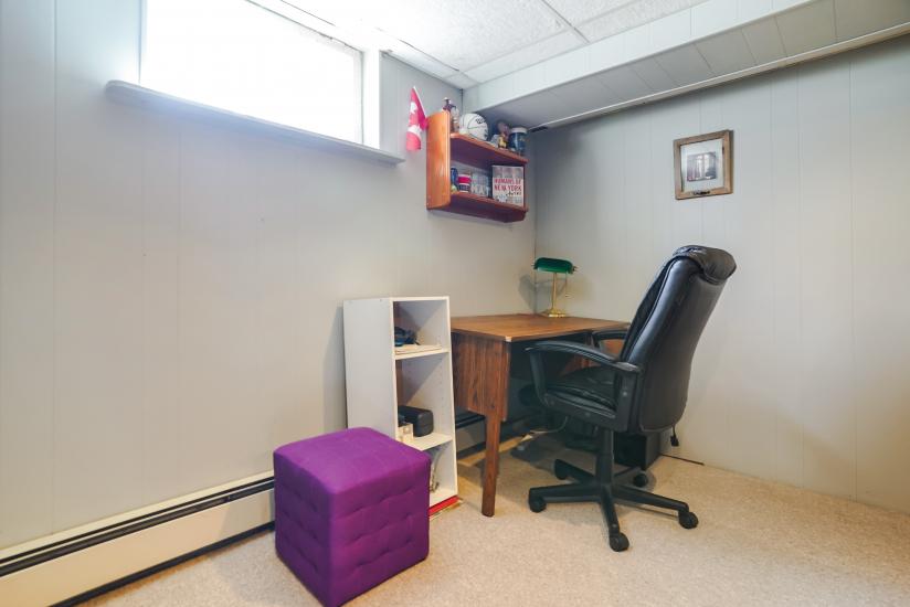 Property listing for 85 Hyde Park Ave, Hamilton, ON