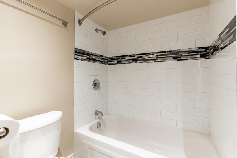 Property listing for 9 Blythe St., Hamilton, ON